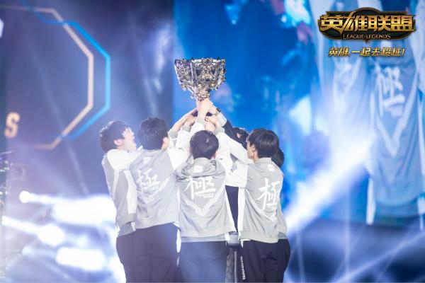 CSGO：队伍胜率保证！ropz荣膺EPL S15 MVP奖章