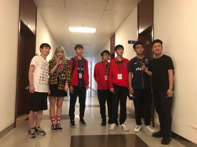 MongolZ 和 pain 在 PGL 布加勒斯特 2025 面临淘汰边缘