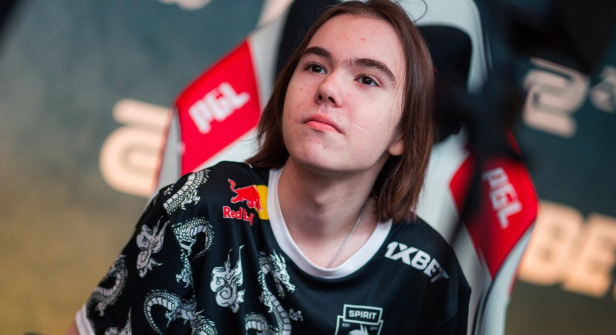 [独家] b1t 关于整合 makazze ： “他有很好的瞄准能力和对游戏的基本理解”